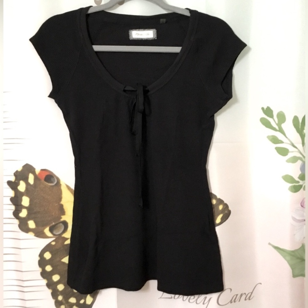 Martin + Osa Women's Waffle Design T-Shirt Black Round Neck w/String Tie Medium